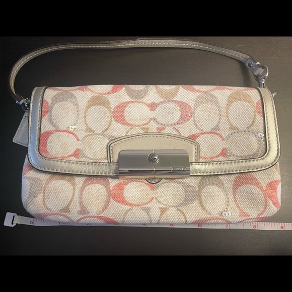 Coach CC Pastel Silver Sequin Small Handbag Like New Magnet Clasp Card Slots - Picture 2 of 7
